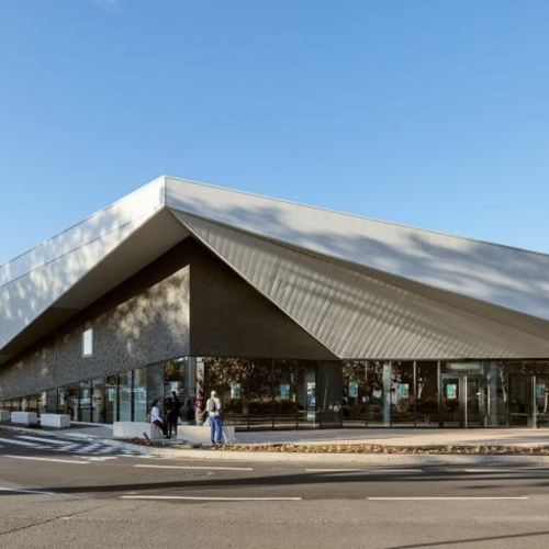 Nouveau centre aquatique du Loup pendu à Rillieux la Pape (69)